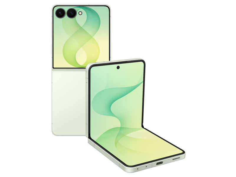 Félig nyitott Samsung Galaxy Z Flip8 termékrender, látható alsó USB-C porttal és hangszóróráccsal.