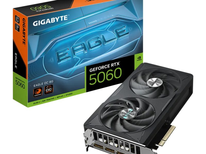 Gigabyte GeForce RTX 5060 Eagle OC 8G videokártya és doboza fehér háttér előtt.