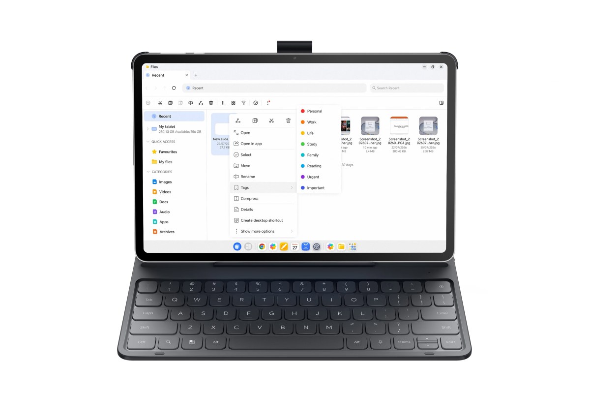 Honor Pad 20 Pro billentyűzettel, PC módot idéző fájlkezelő felülettel.