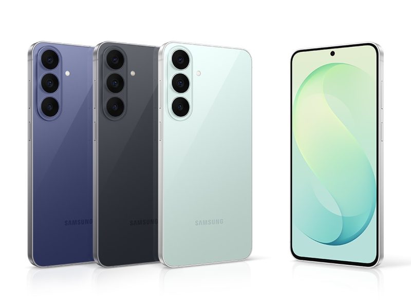 Samsung Galaxy S26 FE három hátlapi színben és egy előlapi nézetben.