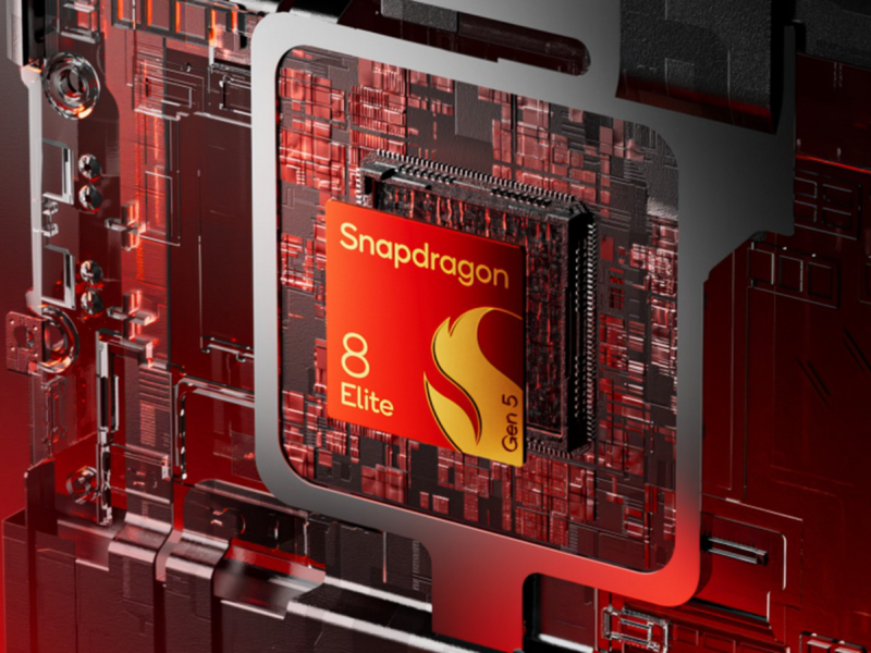 Snapdragon 8 Elite Gen 5 chip hivatalos Qualcomm-látványképen.